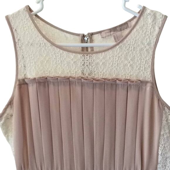 FOREVER 21 | Blush/Cream Lace Pleated Dress Small - Picture 5 of 8